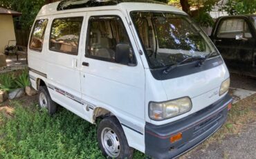 Daihatsu-1990-white