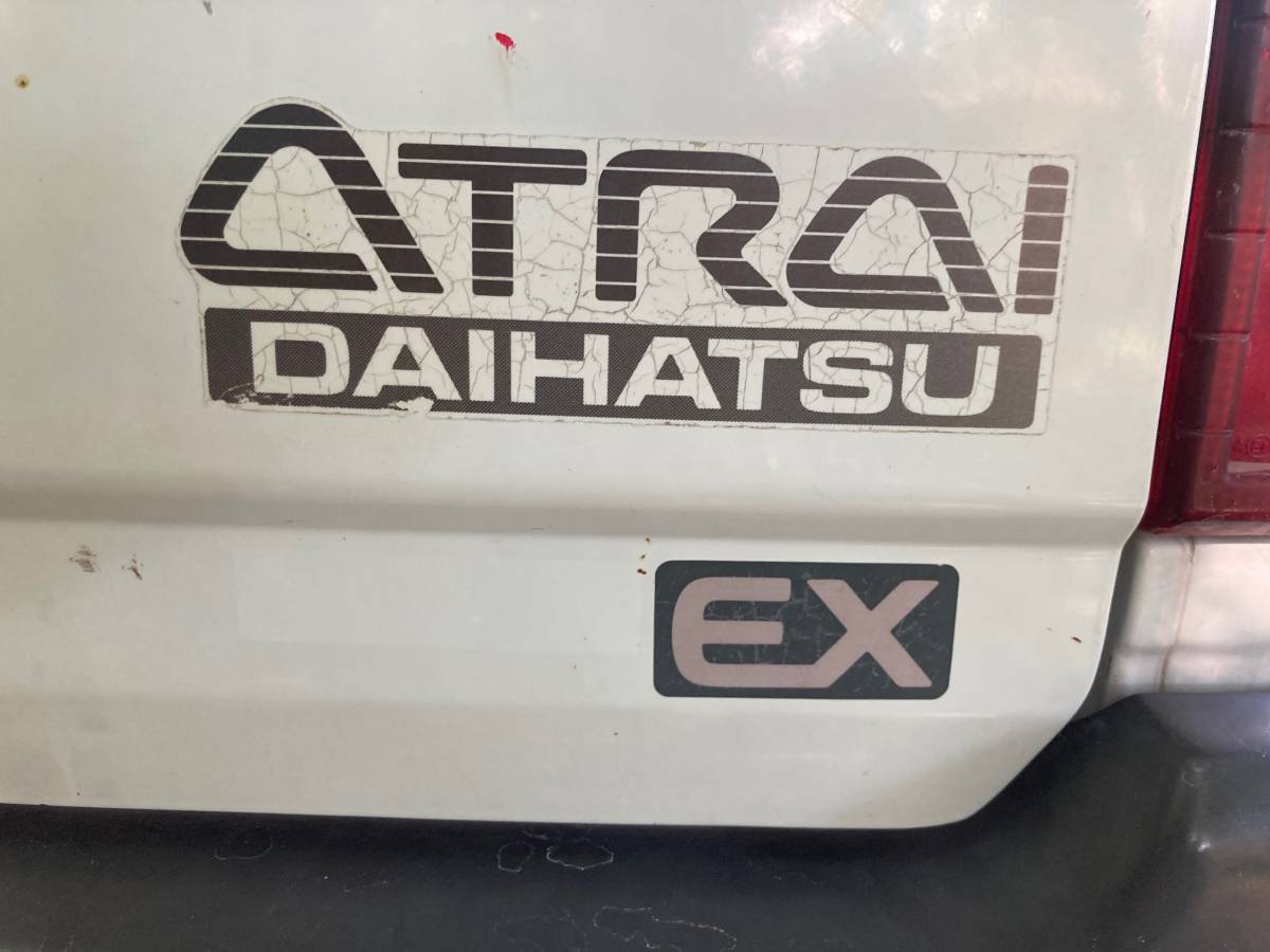 Daihatsu-1990-white-7