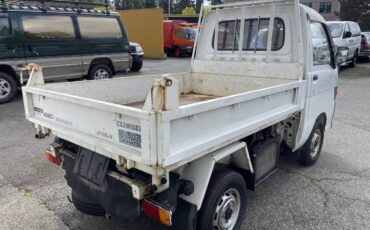 Daihatsu-hijet-1995-white