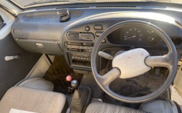 Daihatsu-hijet-1995-white-6