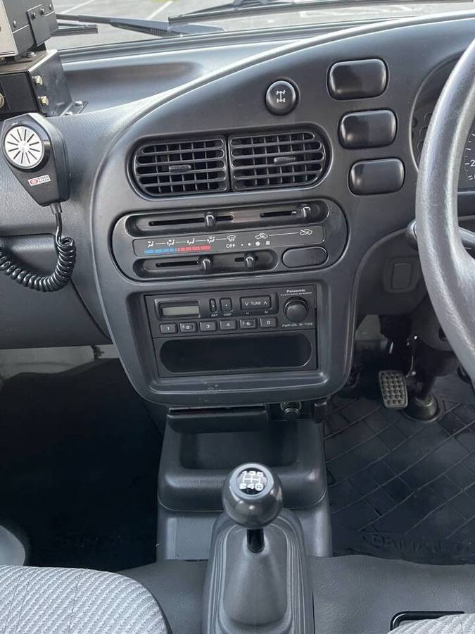 Daihatsu-hijet-mini-truck-1994-red-11