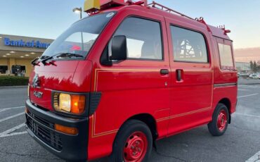 Daihatsu-hijet-mini-truck-1994-red
