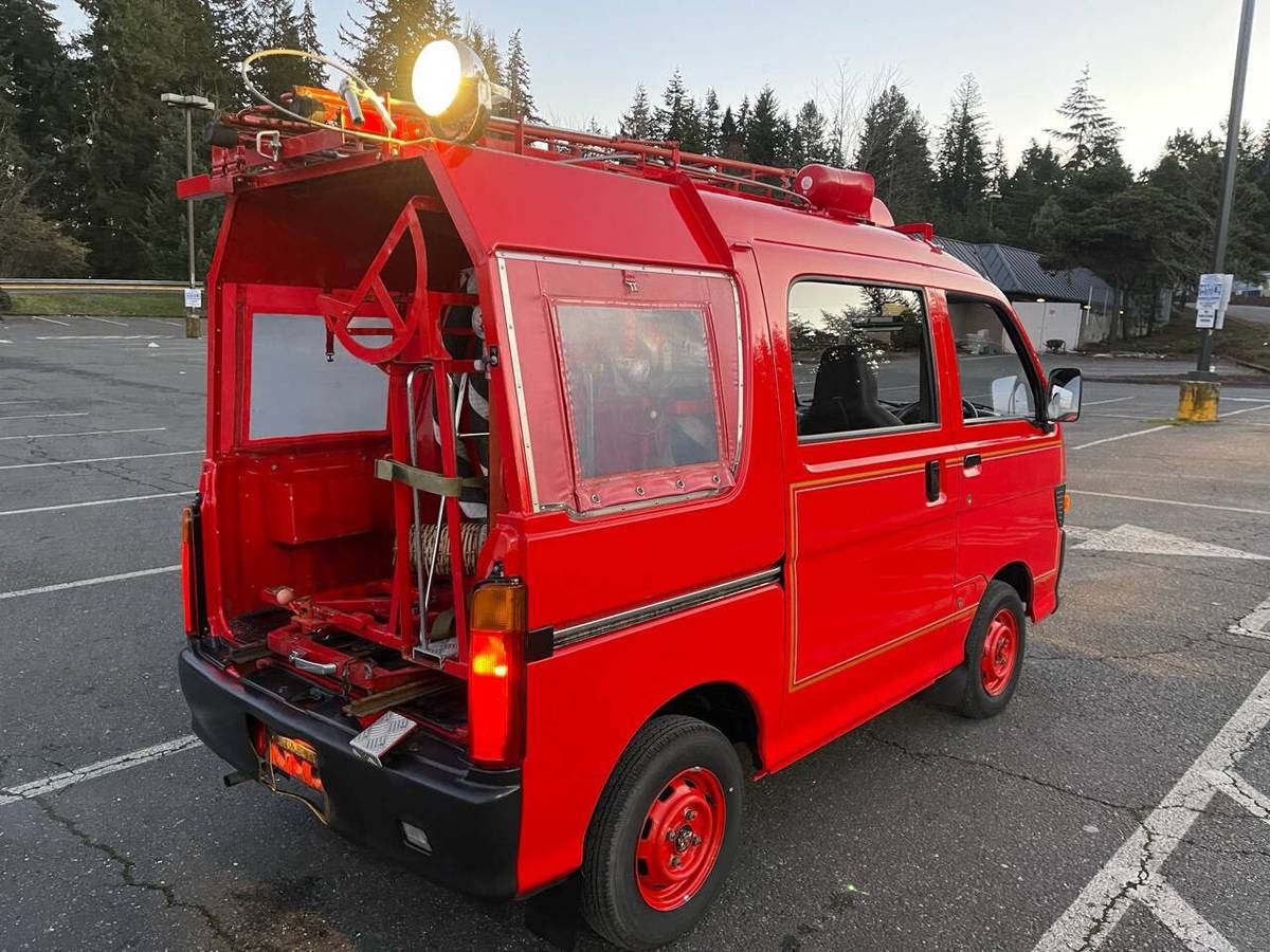 Daihatsu-hijet-mini-truck-1994-red-4