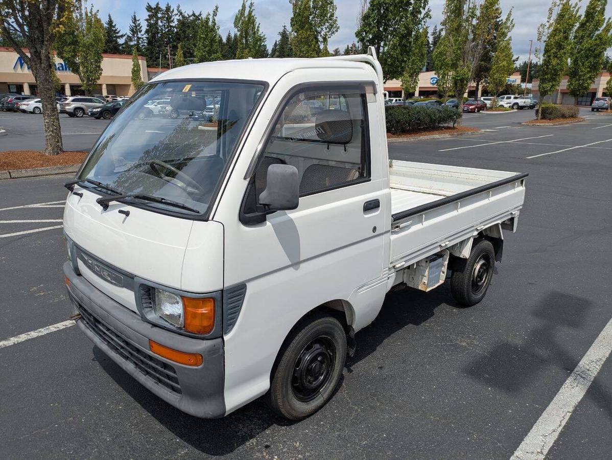 Daihatsu-hijet-mini-truck-1995-white-5