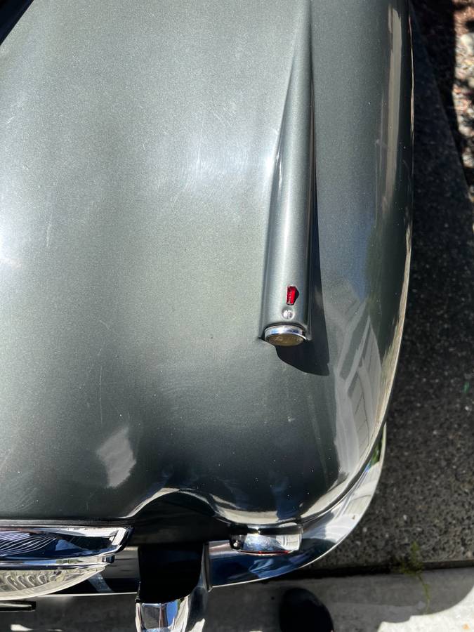 Daimler-2.5-v-8-1965-silver-8