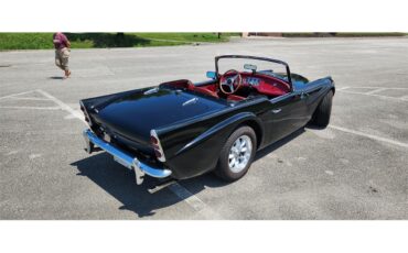 Daimler-Sp250-1963-Black-Red-1