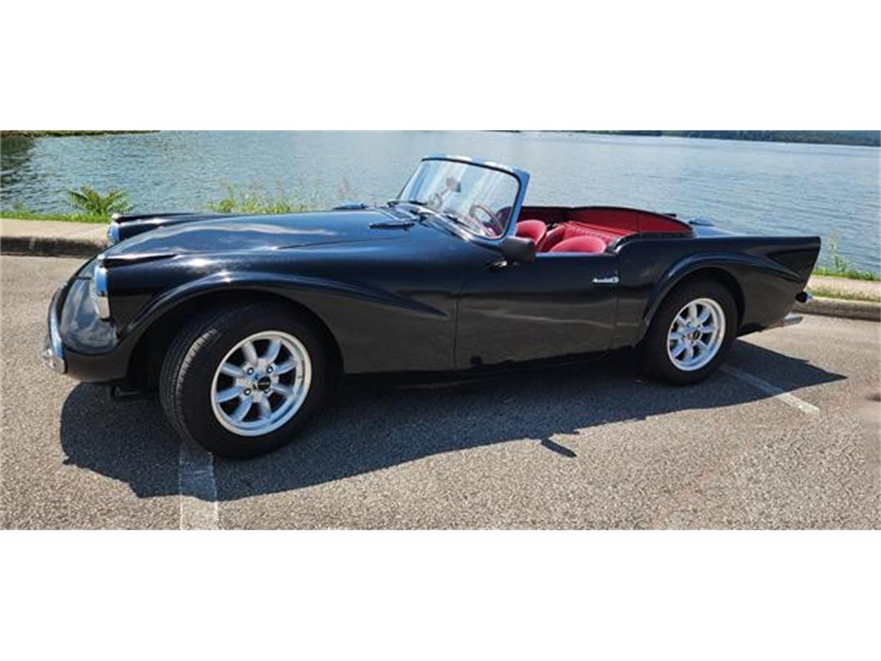 Daimler-Sp250-1963-Black-Red