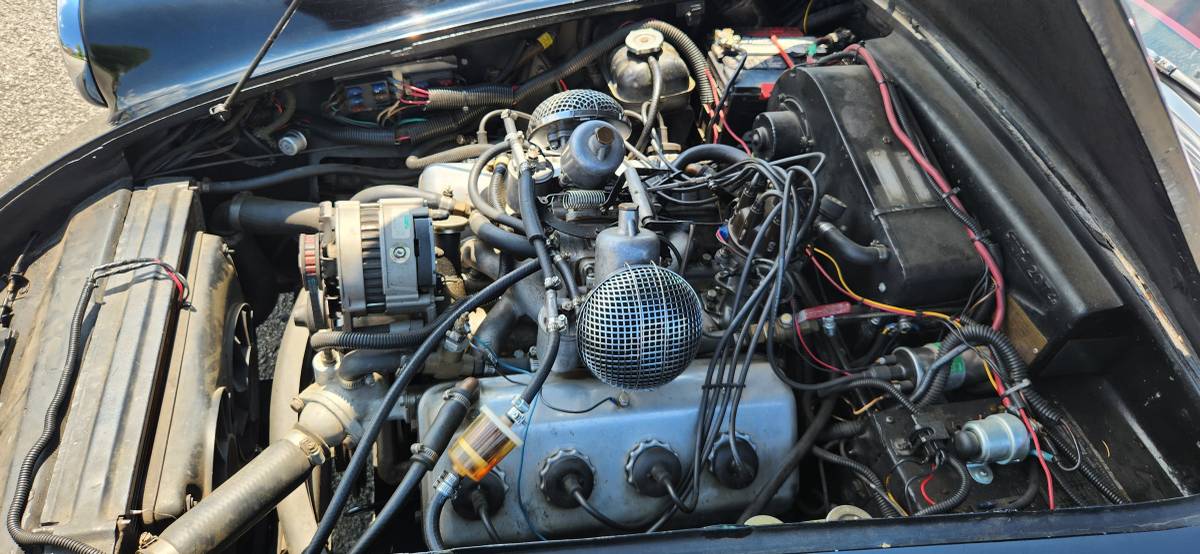 Daimler-sp-250-1963-black-5