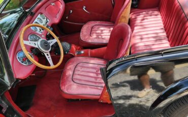 Daimler-sp-250-1963-black-7