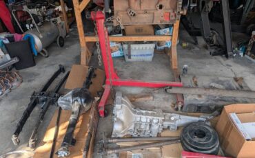 Datsun-1600-fairlady-1966-red-1