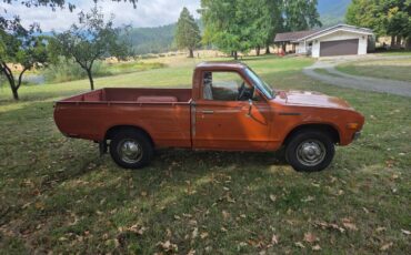 Datsun-1978-orange