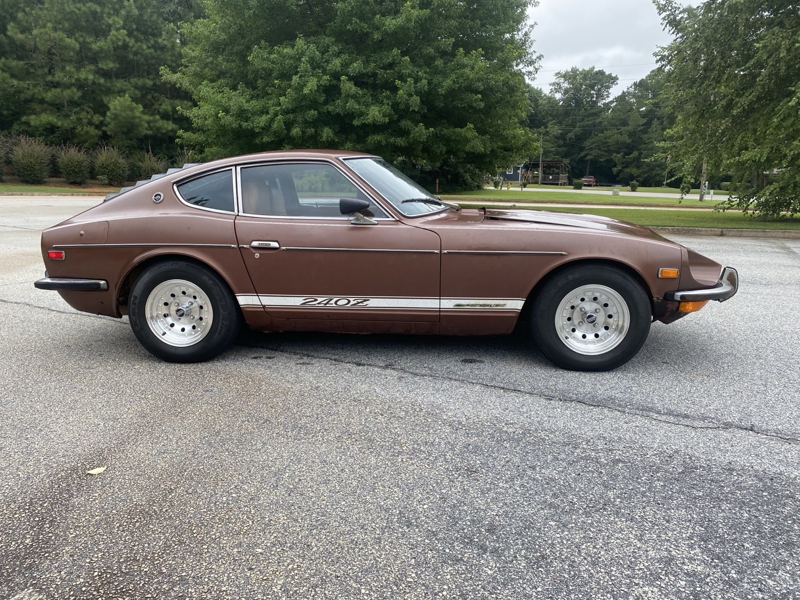 Datsun-240Z-1973-5