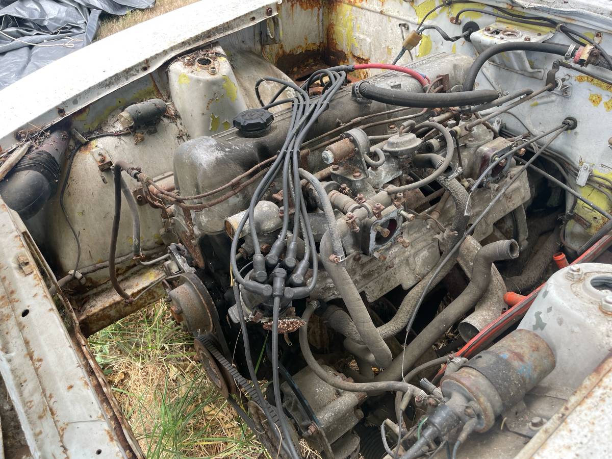 Datsun-240z-1970-white-5