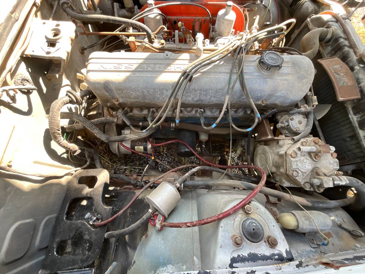 Datsun-240z-1971-grey-13