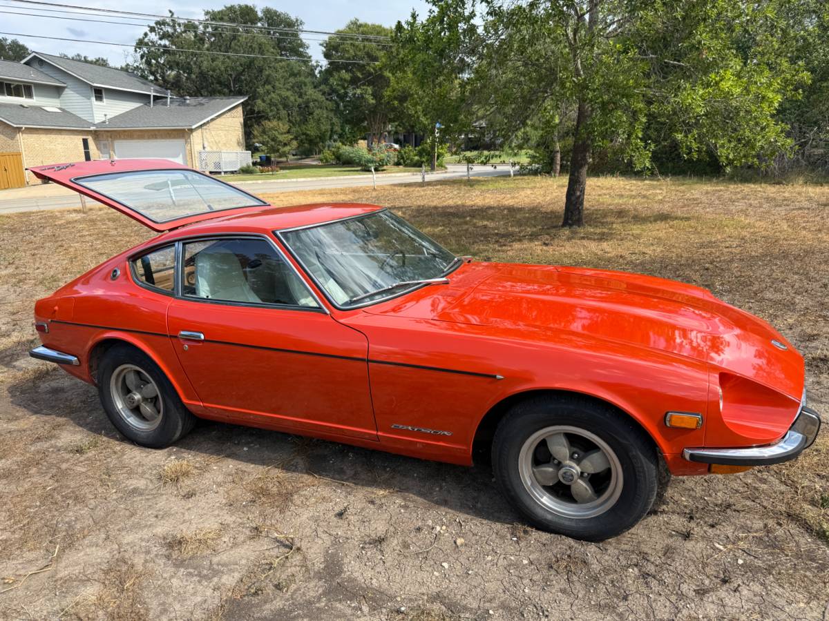 Datsun-240z-1972-33