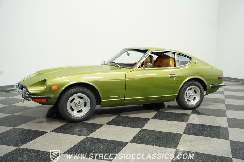 Datsun-240z-1972-Green-Metallic-Tan-16