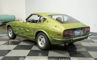 Datsun-240z-1972-Green-Metallic-Tan-19