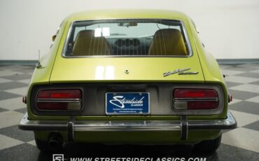Datsun-240z-1972-Green-Metallic-Tan-36