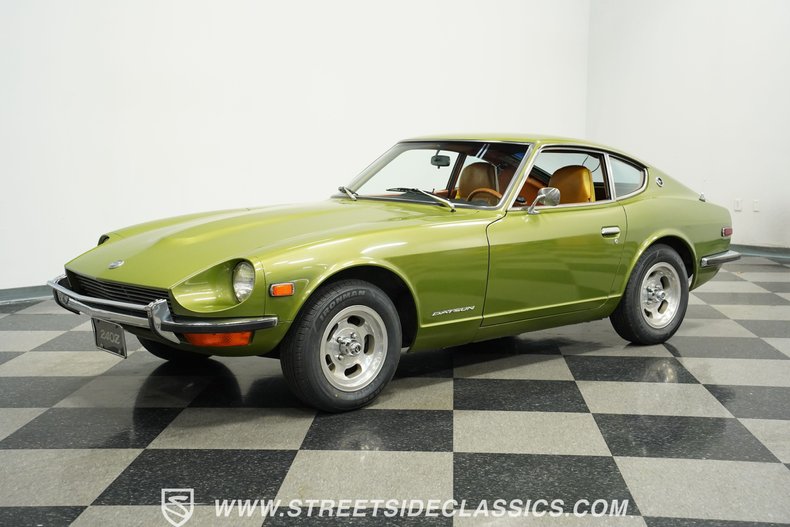 Datsun-240z-1972-Green-Metallic-Tan-4