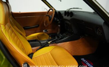 Datsun-240z-1972-Green-Metallic-Tan-49