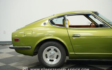 Datsun-240z-1972-Green-Metallic-Tan-6