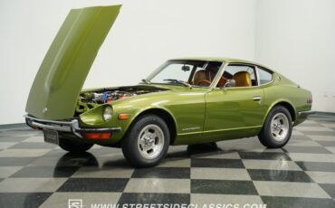Datsun-240z-1972-Green-Metallic-Tan-8