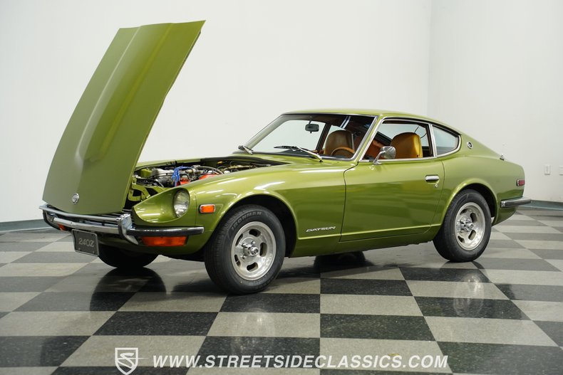Datsun-240z-1972-Green-Metallic-Tan-8