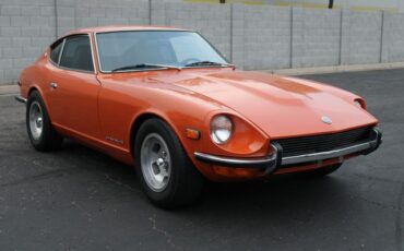 Datsun-240z-1972-Orange-Black-11