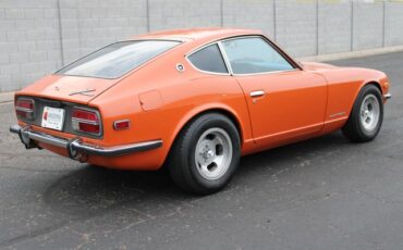 Datsun-240z-1972-Orange-Black-15