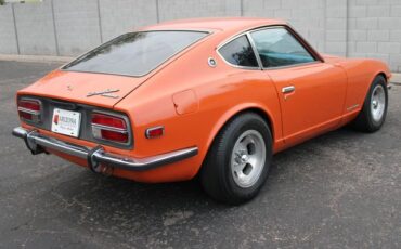 Datsun-240z-1972-Orange-Black-16