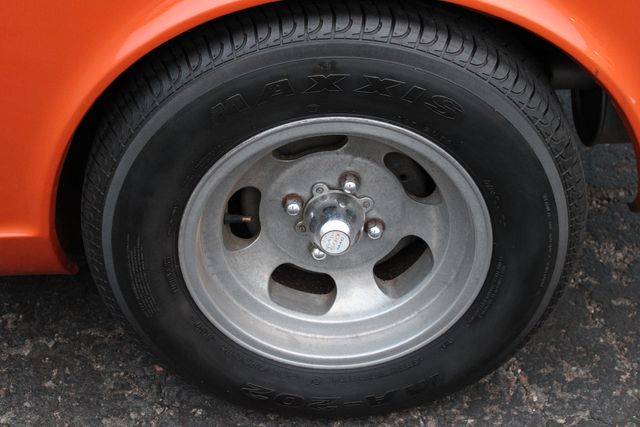 Datsun-240z-1972-Orange-Black-3