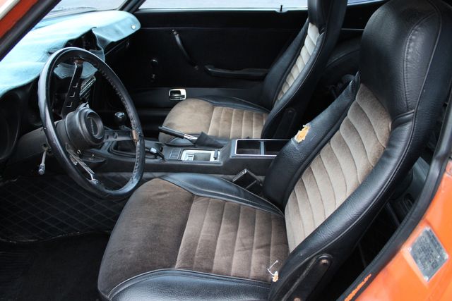Datsun-240z-1972-Orange-Black-31