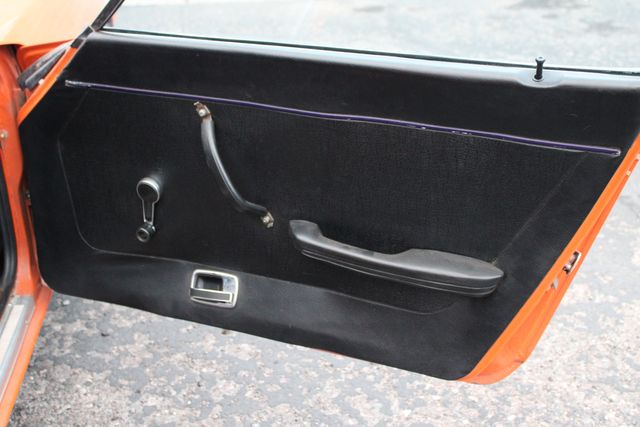 Datsun-240z-1972-Orange-Black-39