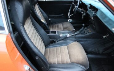 Datsun-240z-1972-Orange-Black-42