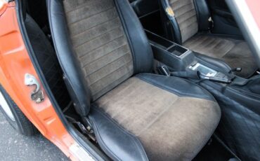 Datsun-240z-1972-Orange-Black-43