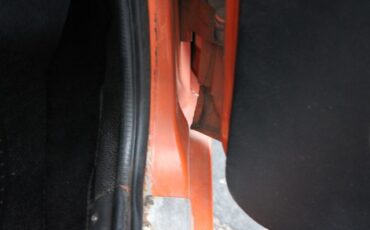 Datsun-240z-1972-Orange-Black-44