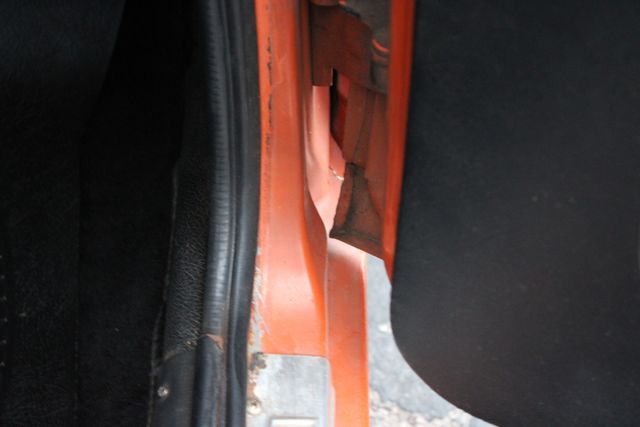 Datsun-240z-1972-Orange-Black-44