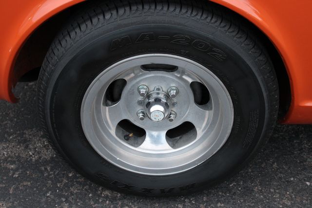 Datsun-240z-1972-Orange-Black-46