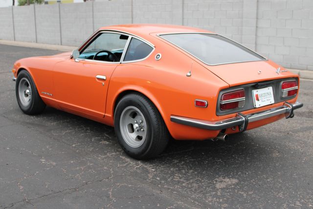 Datsun-240z-1972-Orange-Black-6