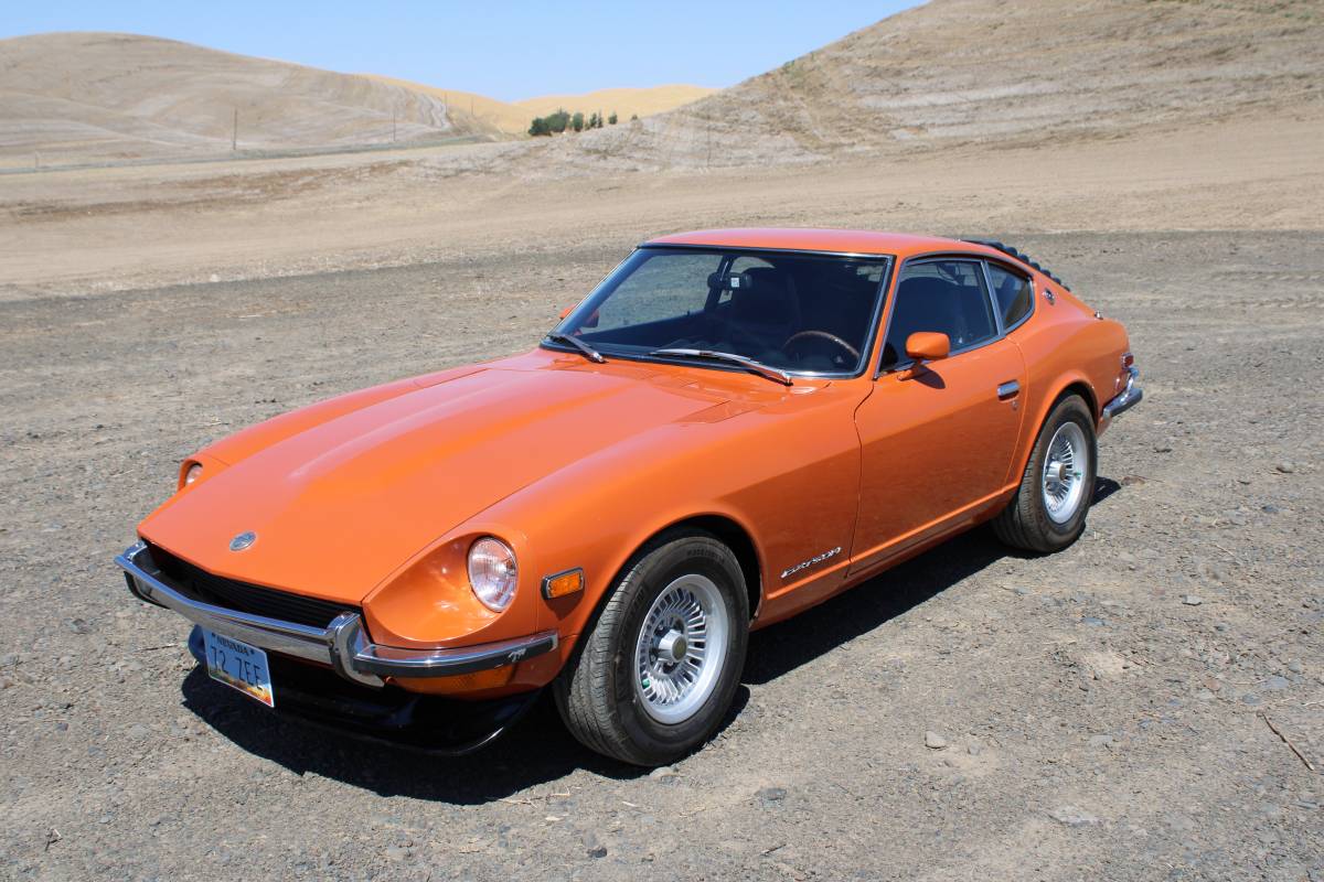 Datsun-240z-1972-orange