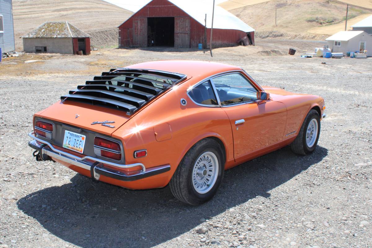Datsun-240z-1972-orange-2