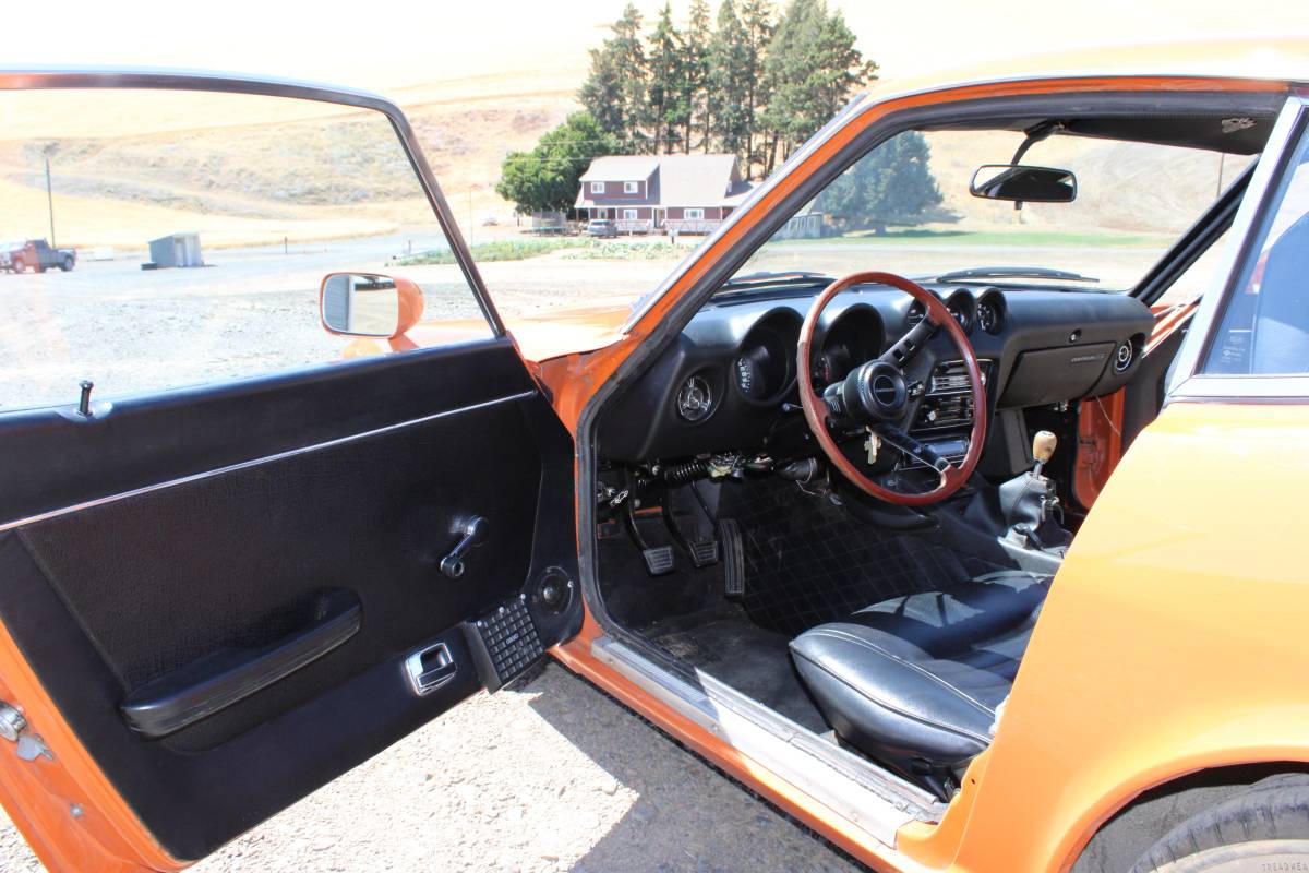 Datsun-240z-1972-orange-9