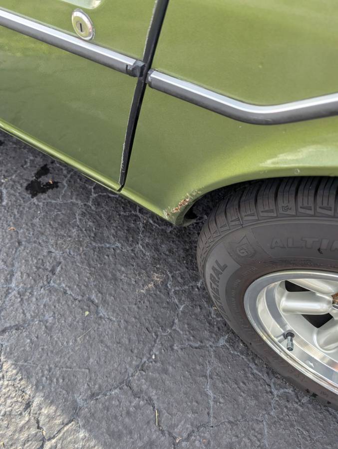 Datsun-240z-1973-4