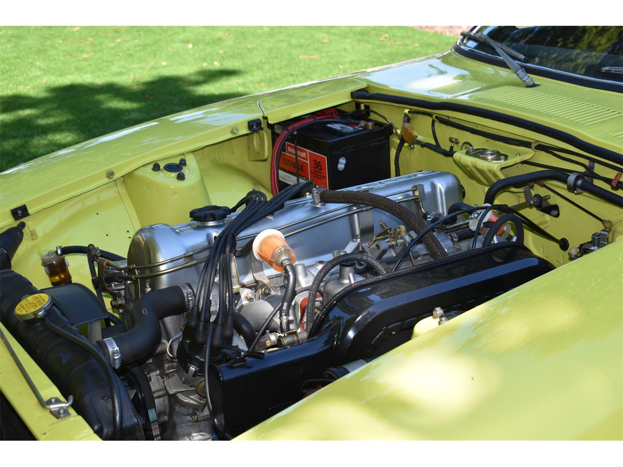 Datsun-240z-1973-lime-black-12