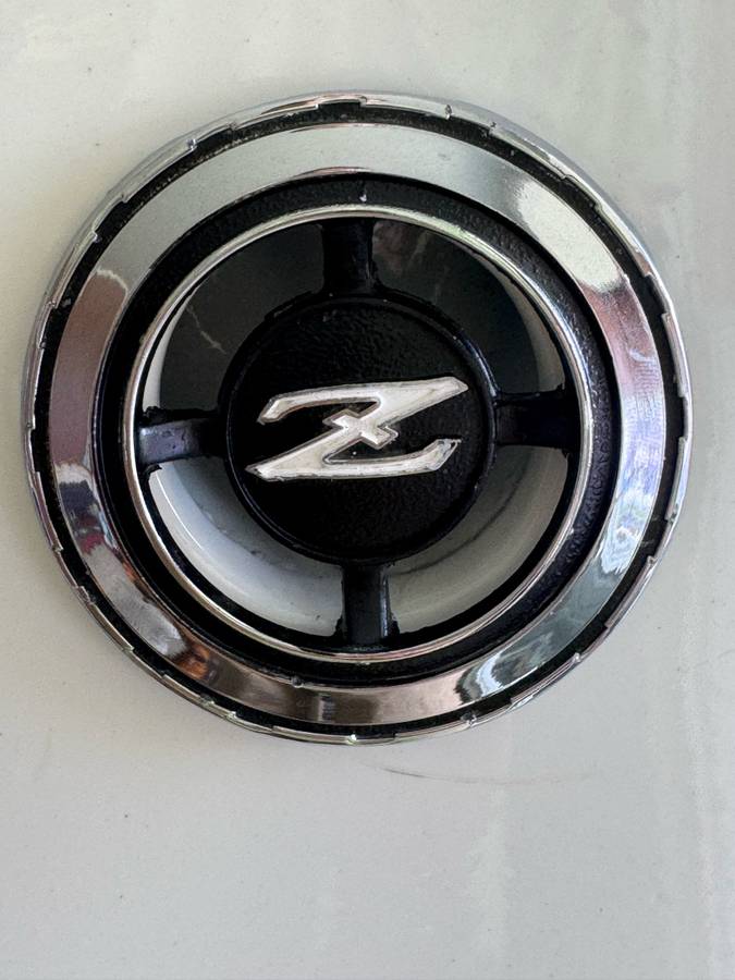 Datsun-240z-1974-white-7