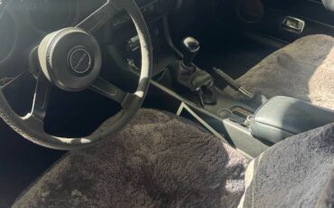 Datsun-240z-1974-white-8