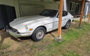 Datsun-260z-1974-white-2