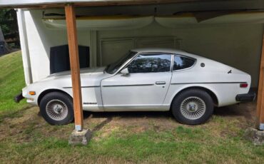 Datsun-260z-1974-white