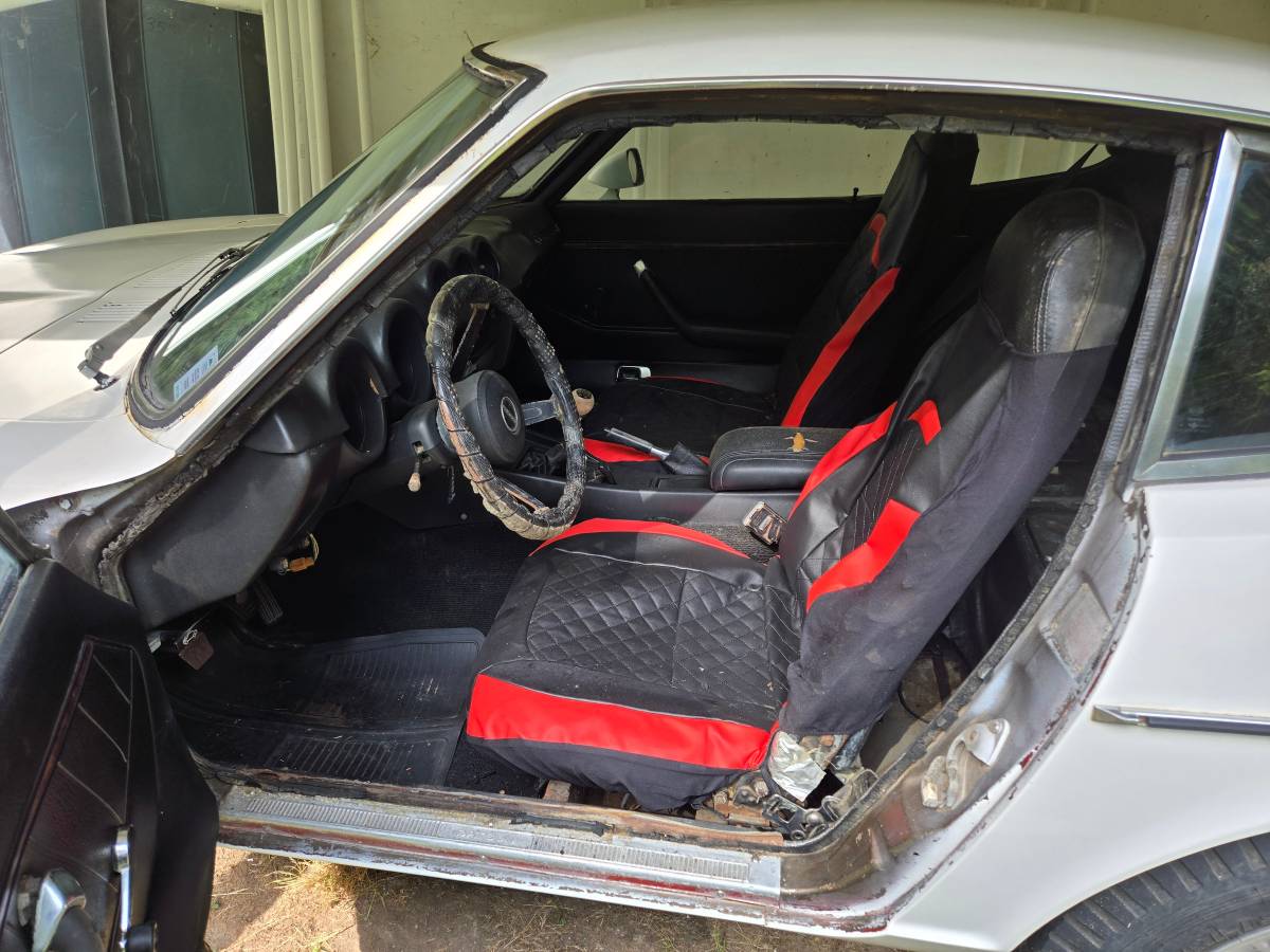 Datsun-260z-1974-white-4