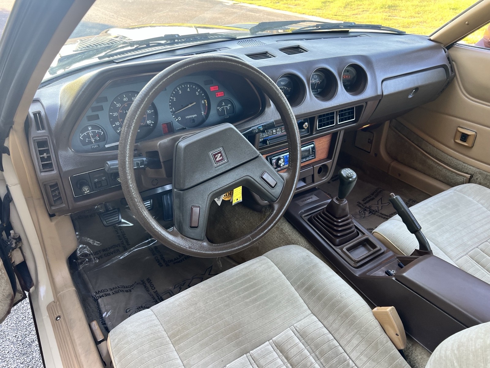 Datsun-280-ZX-1981-17